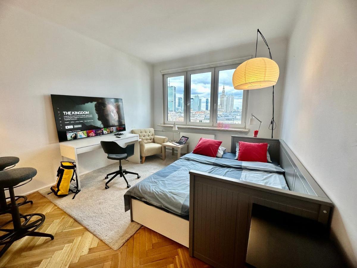 Super Beauty Metro Wifi 65'Tv Netflix Hbo Appletv+ Apartment Варшава Екстериор снимка